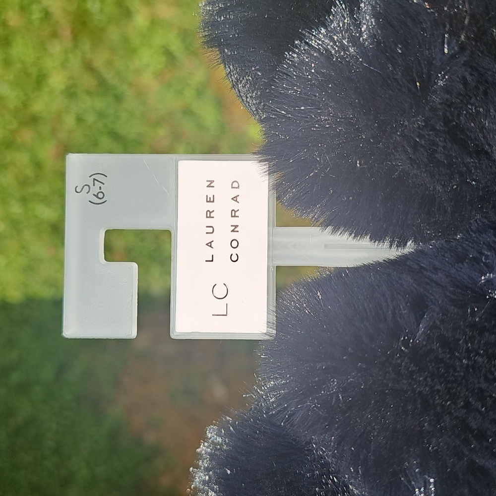 LC Lauren Conrad Black Fuzzy Slippers - Picture 2 of 4